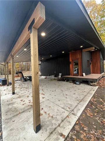 $1,100,000 | 1221 Rice Road, Elma, NY 14059