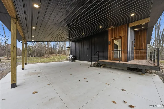 $950,000 | 1221 Rice Road, Elma, NY 14059