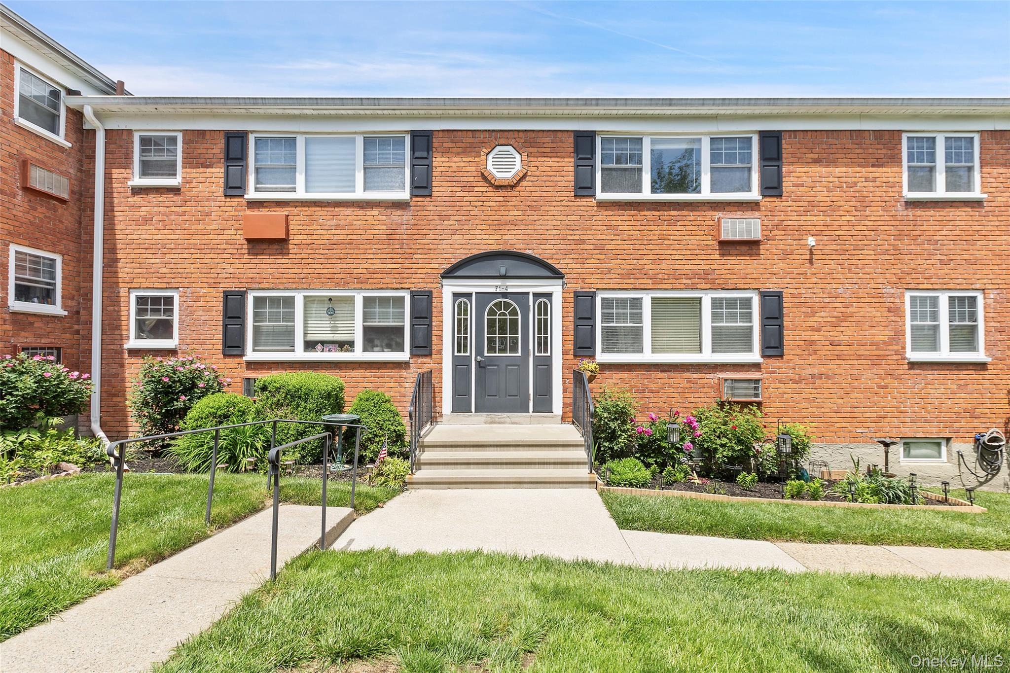 1879 Crompond Road, Unit F3 Peekskill, NY 10566 - Photo 2 of 17
