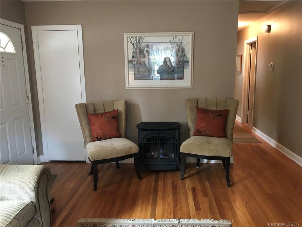 605 West Craighead Road Charlotte, NC 28206 - Photo 3 of 12 Gallery Image 3