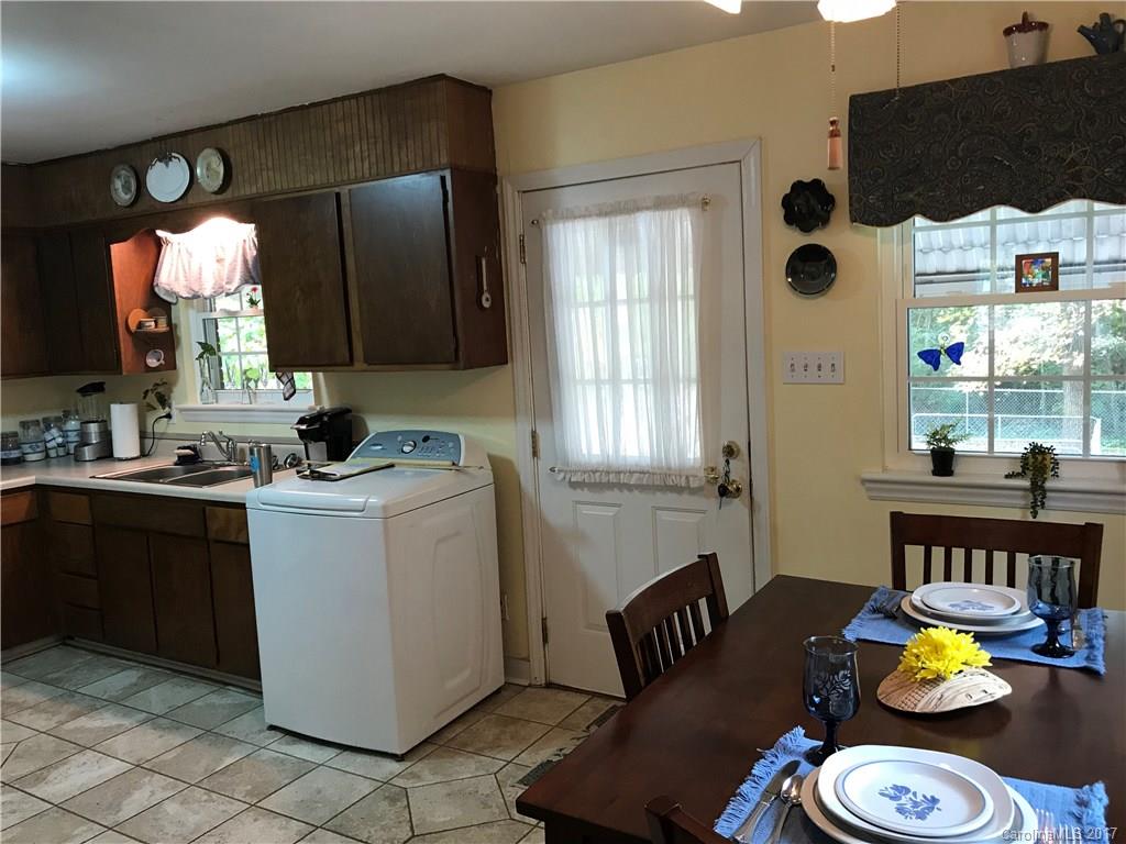 605 West Craighead Road Charlotte, NC 28206 - Photo 6 of 12 Gallery Image 6