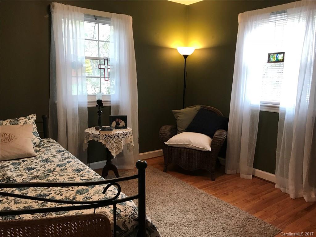 605 West Craighead Road Charlotte, NC 28206 - Photo 9 of 12 Gallery Image 9