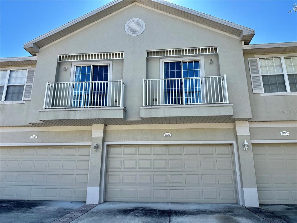 27747 Pleasure Ride Loop Wesley Chapel, FL 33544 - Photo 2 of 56