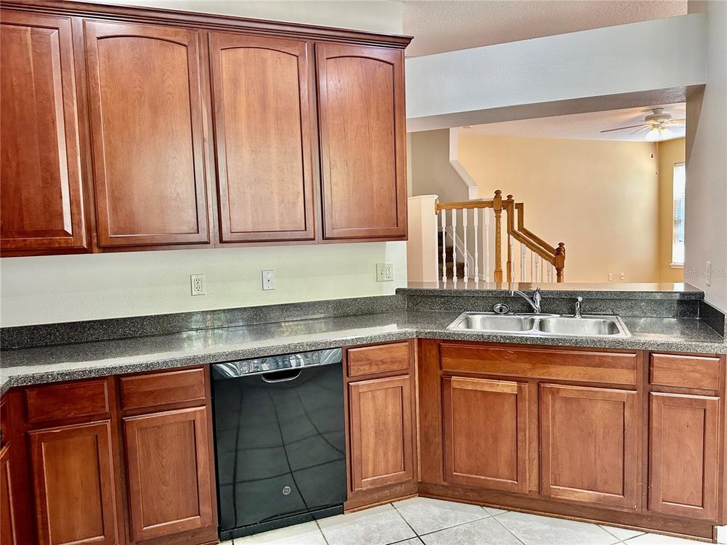 27747 Pleasure Ride Loop Wesley Chapel, FL 33544 - Photo 9 of 56