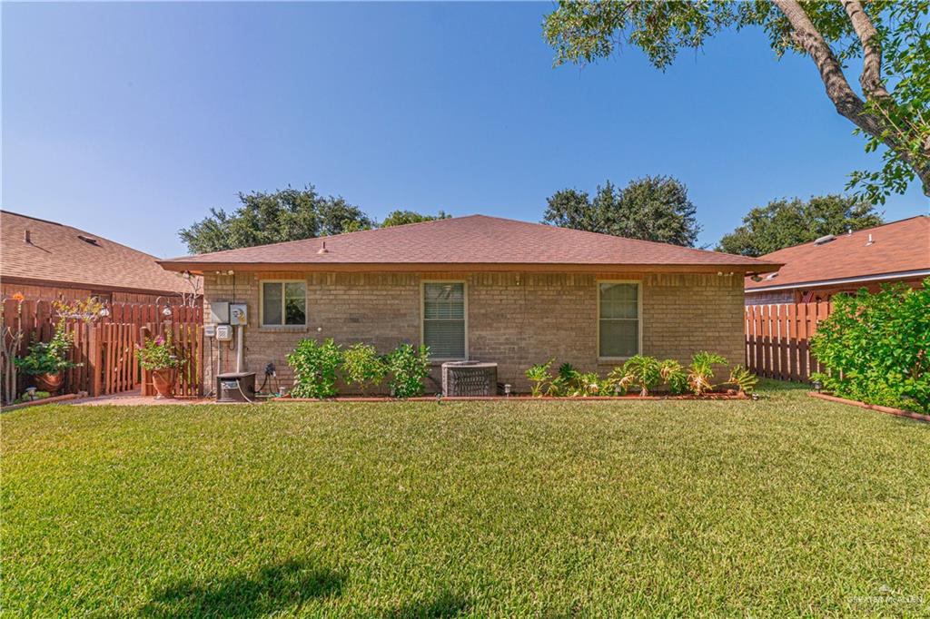 1932 Mynah Avenue McAllen, TX 78504 - Photo 6 of 8
