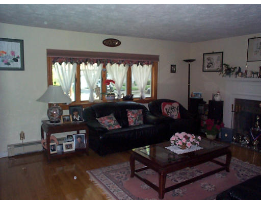 56 Albert Road Newton, MA 02466 - Photo 2 of 4