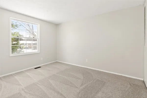 $279,900 | 45 Marberth Drive, Henrietta, NY 14467