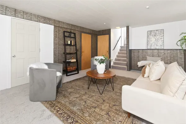 $279,900 | 45 Marberth Drive, Henrietta, NY 14467