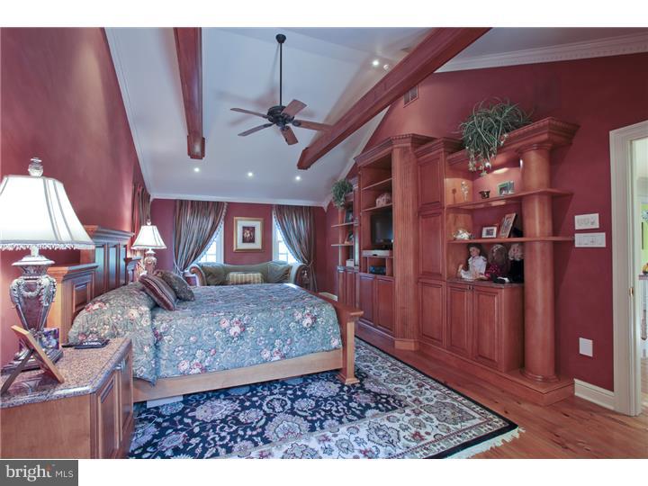 360 Woodhill Road Newtown, PA 18940 - Photo 12 of 25 Master Bedroom