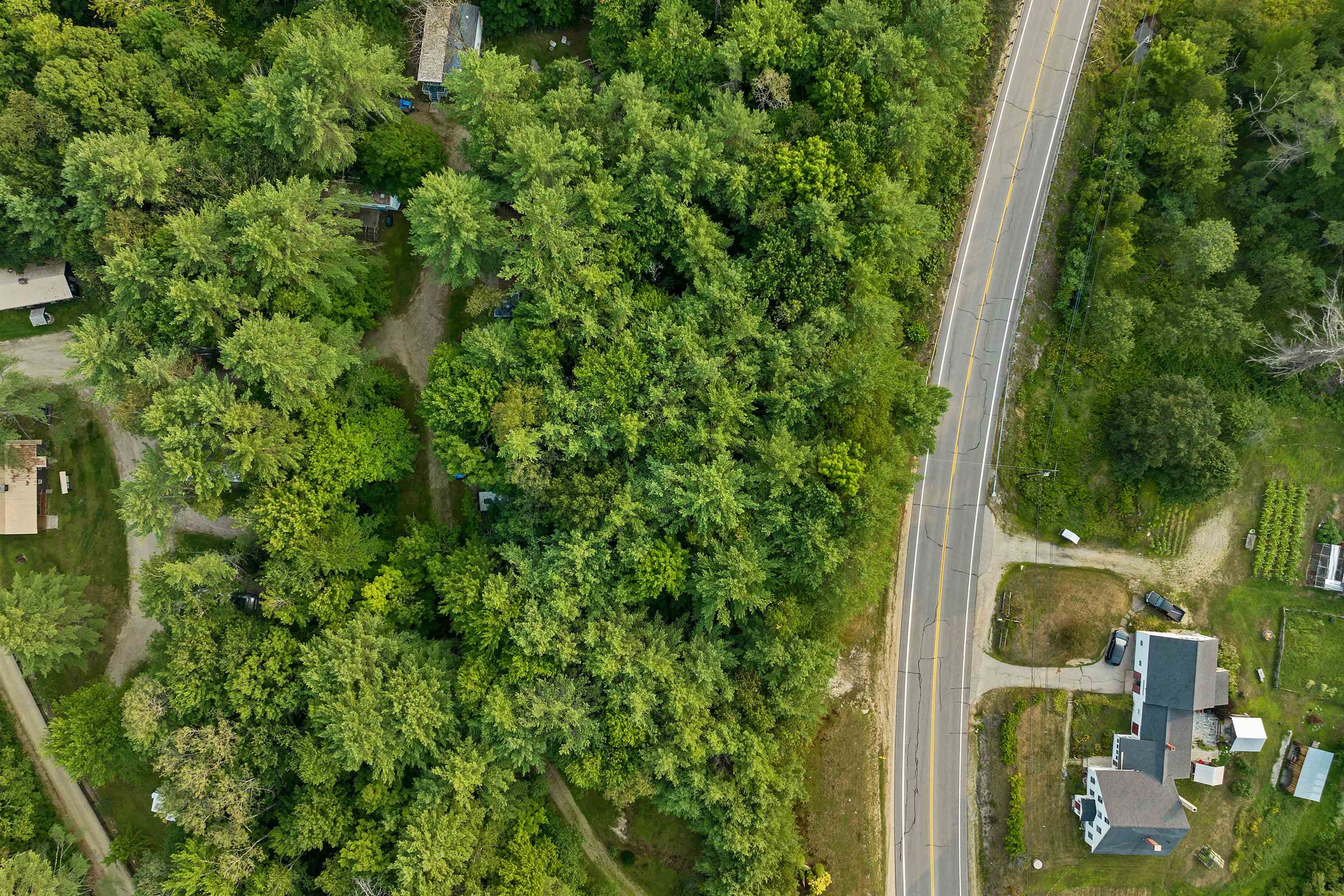 4 Center Street Wolfeboro, NH 03894 - Photo 2 of 3