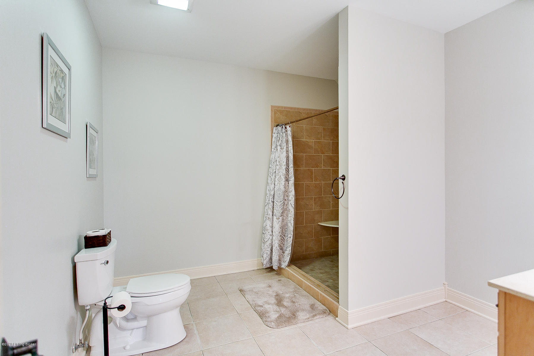 5807 Mt Pleasant Road Prospect, KY 40059 - Photo 65 of 103 Full bathroom with shower stall