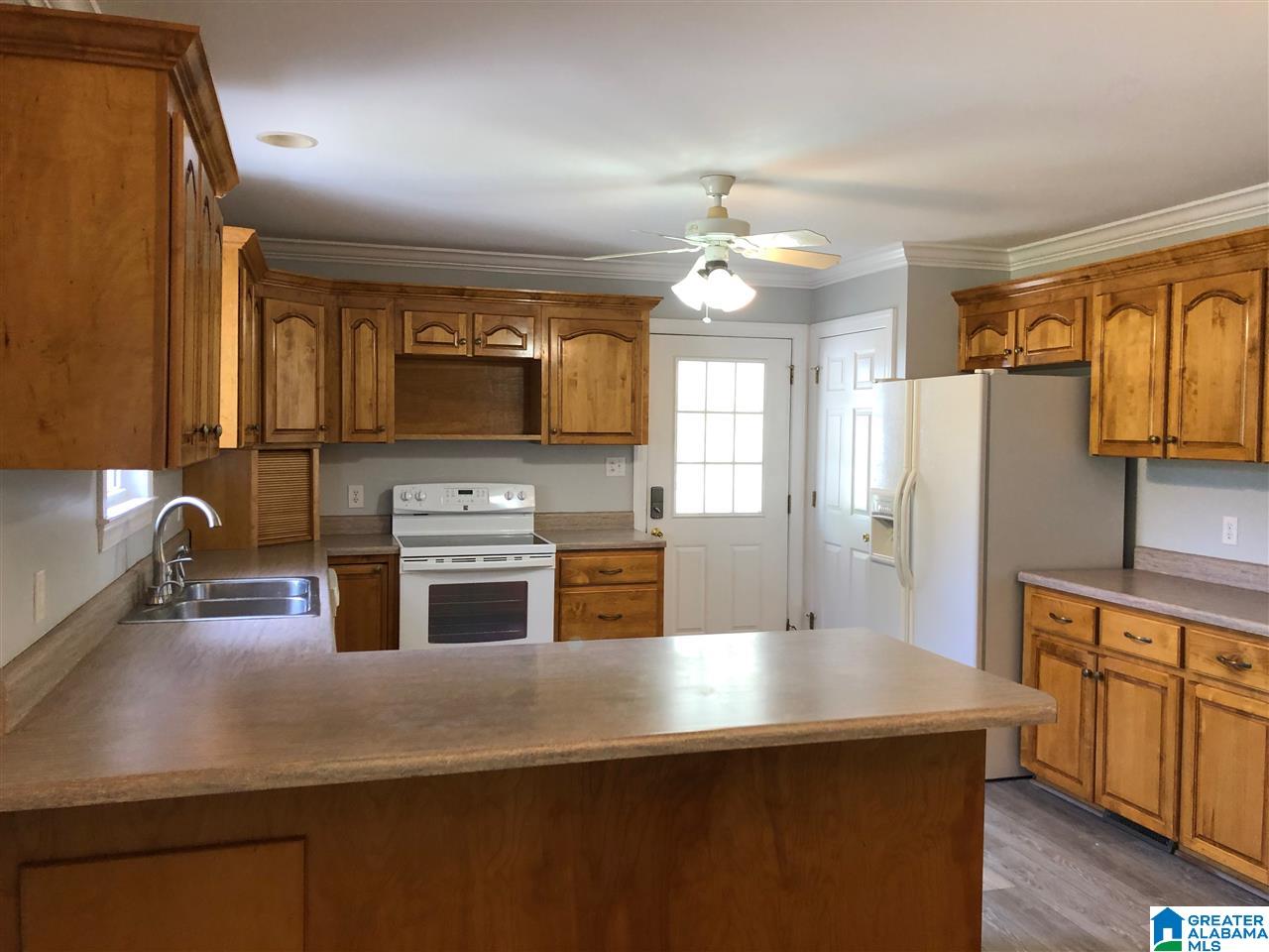 414 Journeys End Road Ashville, AL 35953 - Photo 12 of 50