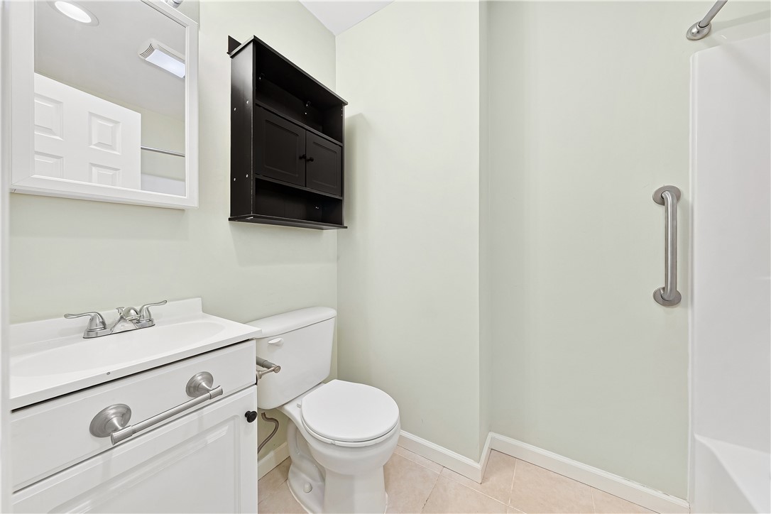 236 Clardy Road Pelzer, SC 29669 - Photo 8 of 31