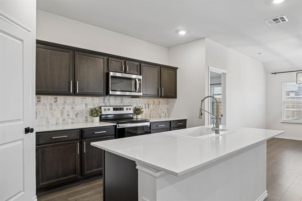 3225 Stanley Street Forney, TX 75126 - Photo 8 of 27