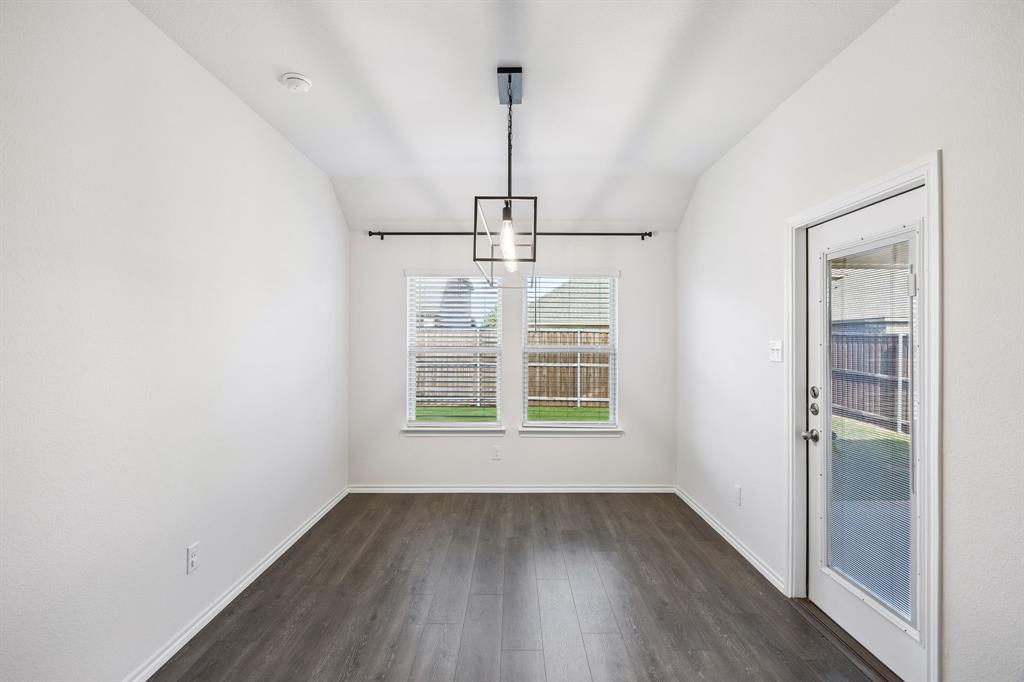 3225 Stanley Street Forney, TX 75126 - Photo 9 of 27