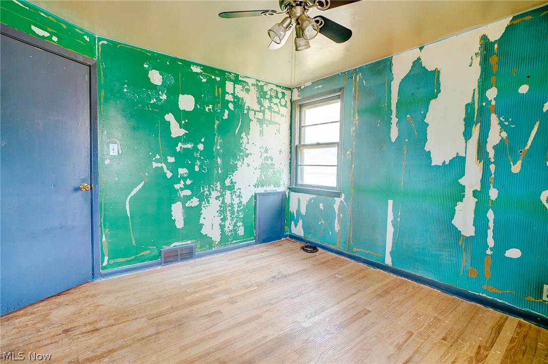 6413 Longridge Road Cleveland, OH 44124 - Photo 22 of 31 Gallery Image 22