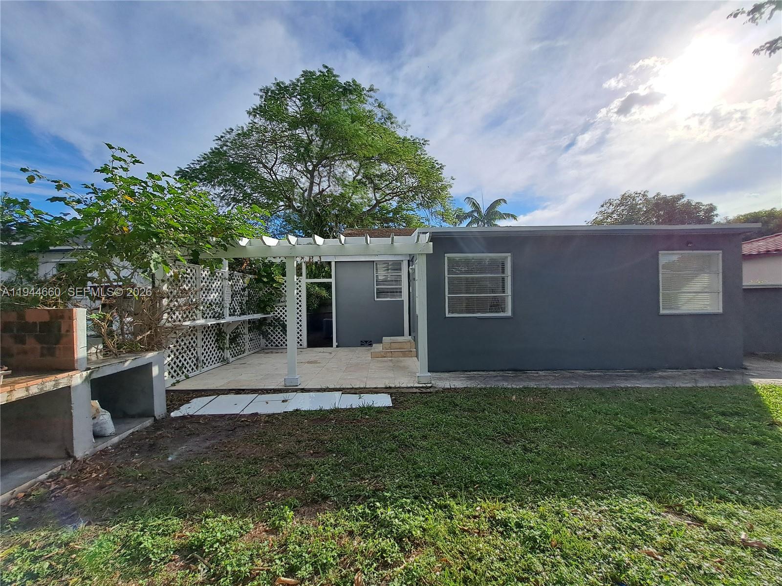 335 Northwest 102nd Street Miami, FL 33150 - Photo 8 of 22