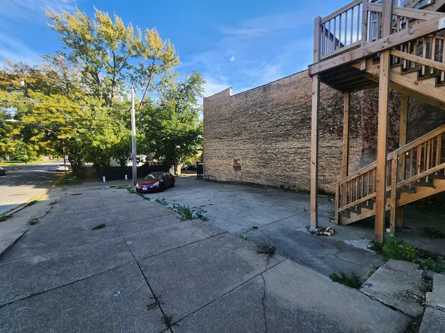 $149,900 | 10901 South Michigan Avenue, Chicago, IL 60628