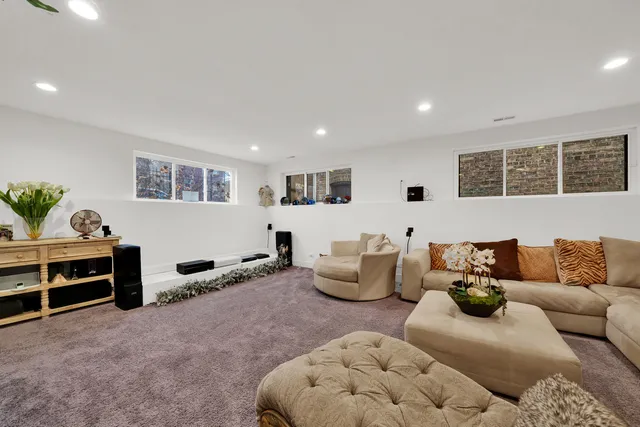 $5,000 | 1522 North Leamington Avenue, Chicago, IL 60651