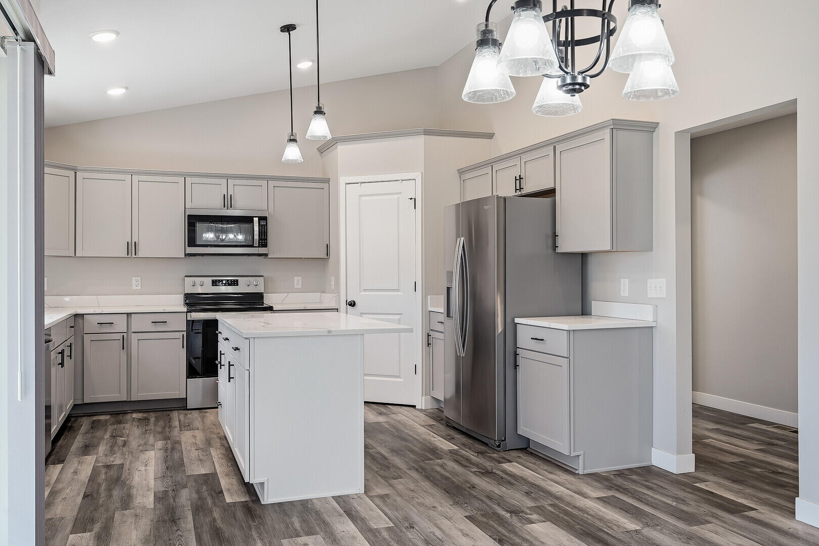 2075 Willow Run Reedsburg, WI 53959 - Photo 11 of 37 Kit4