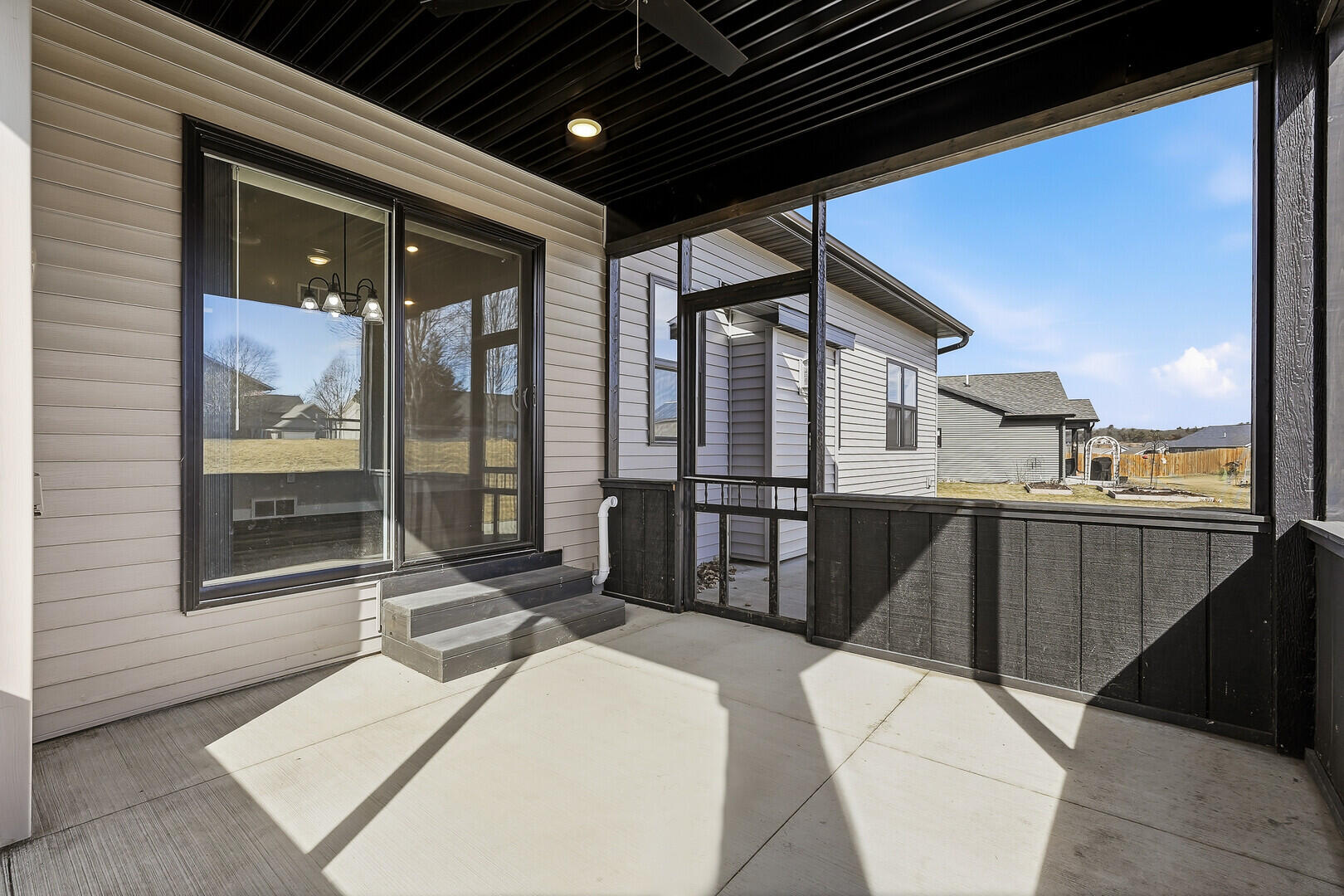 2075 Willow Run Reedsburg, WI 53959 - Photo 31 of 37 Screen Porch