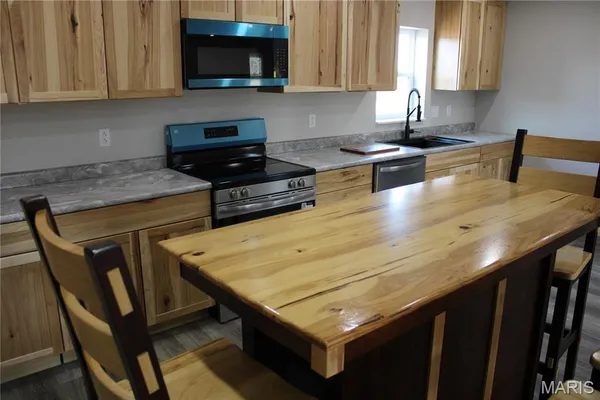 $349,900 | 35418 Highway D Santa Fe Mo 65282, Santa Fe, MO 65282