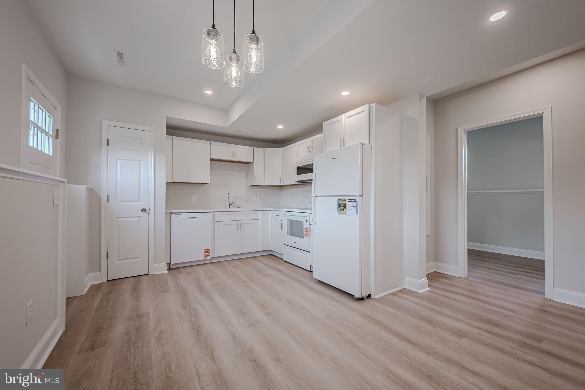 841 Reybold Drive New Castle, DE 19720 - Photo 35 of 51 Downstairs Kitchen