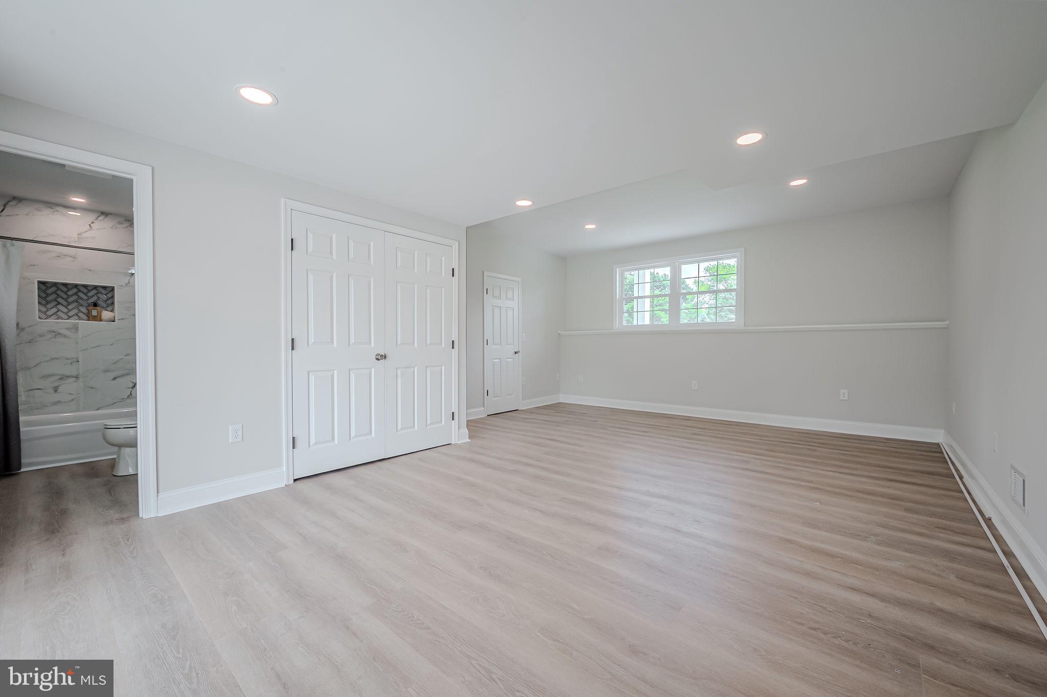 841 Reybold Drive New Castle, DE 19720 - Photo 39 of 51 Downstairs family rm