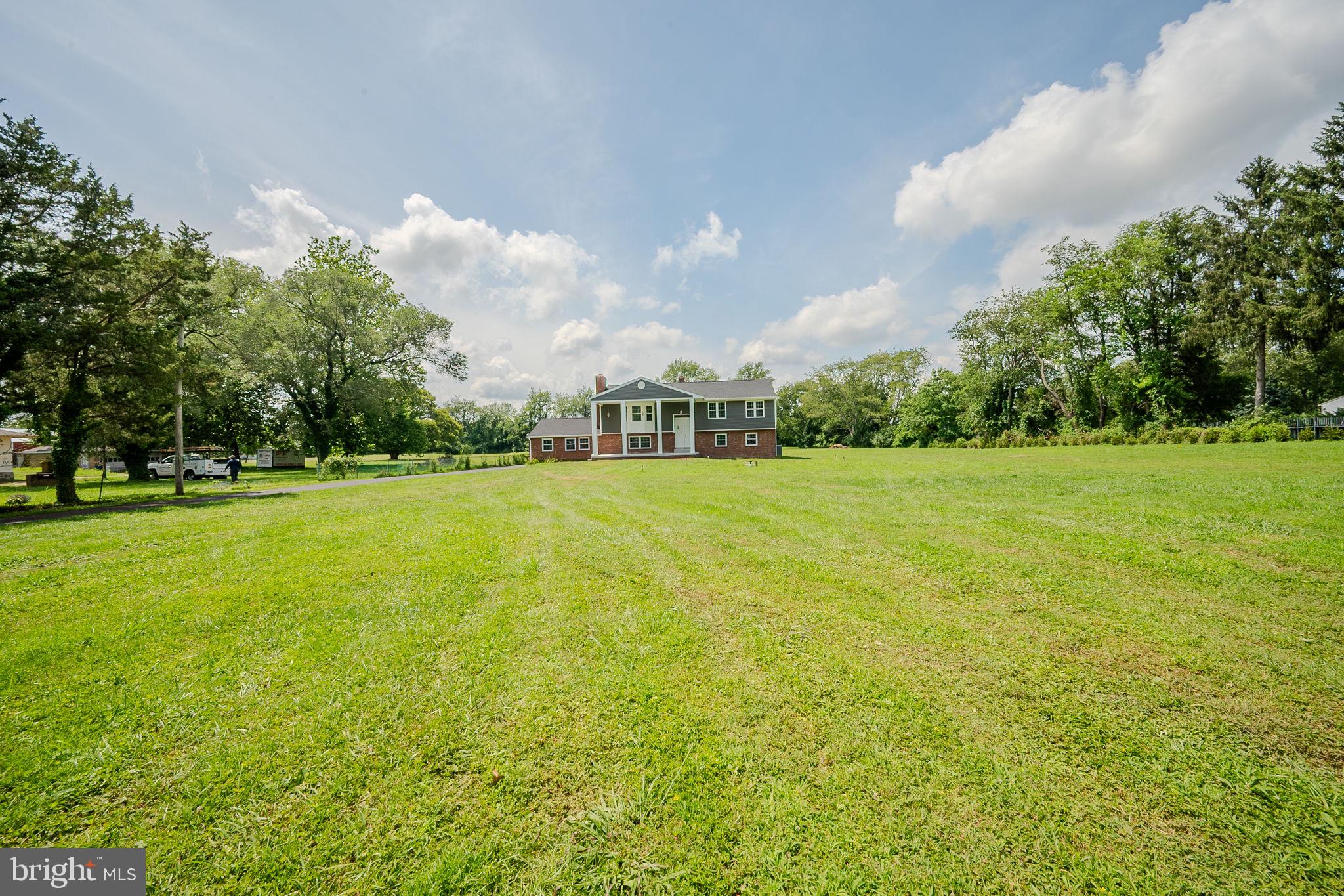 841 Reybold Drive New Castle, DE 19720 - Photo 4 of 51 Front