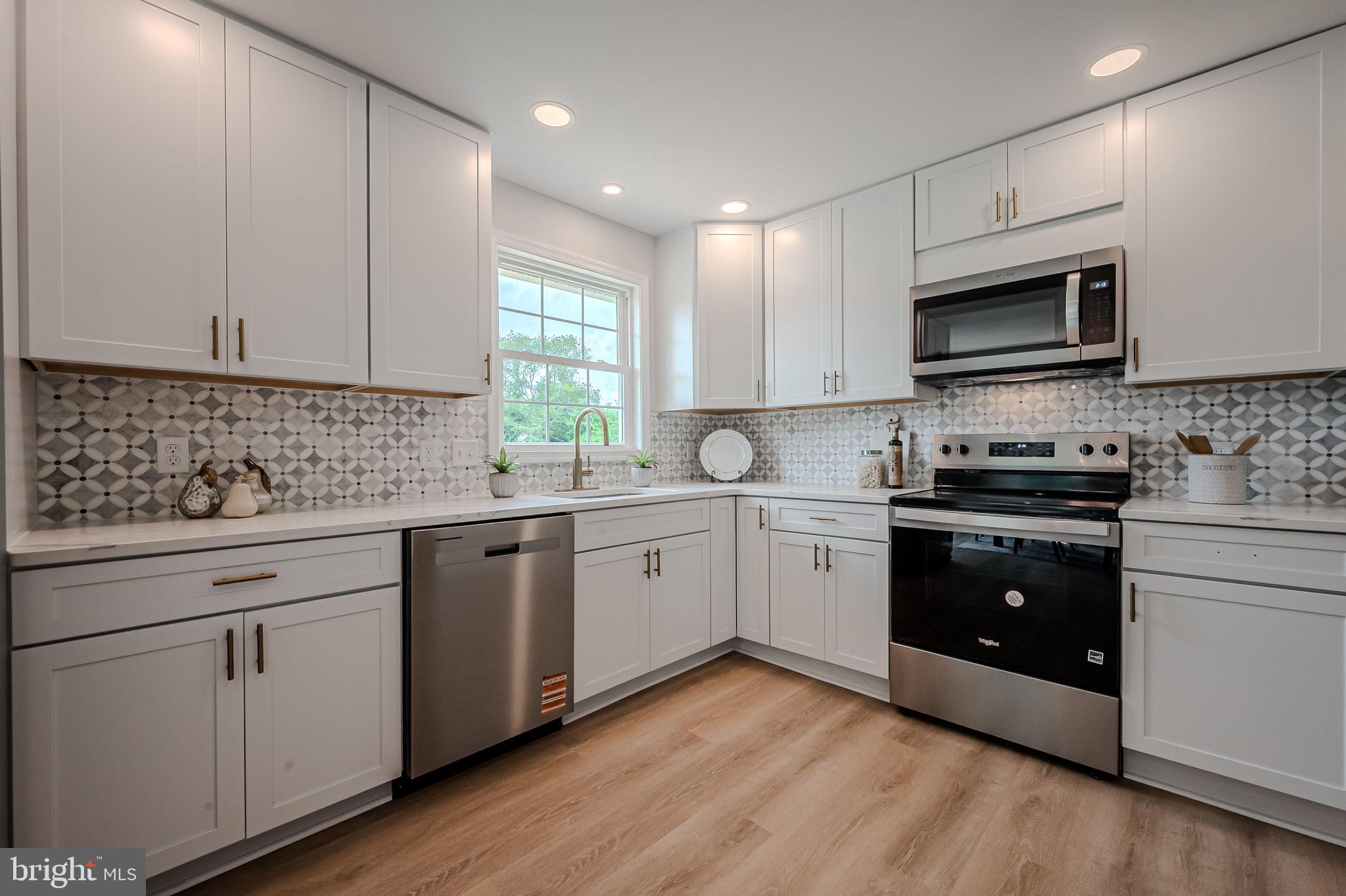 841 Reybold Drive New Castle, DE 19720 - Photo 6 of 51 Kitchen