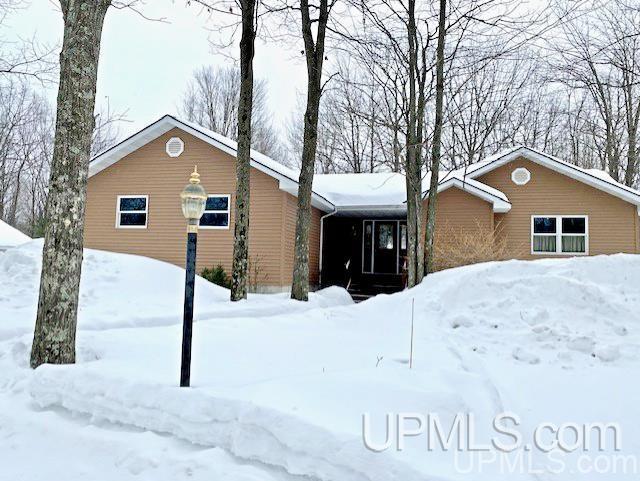 7738 Tipperary Road Gladstone, MI 49837 - Photo 1 of 46 Gallery Image 1