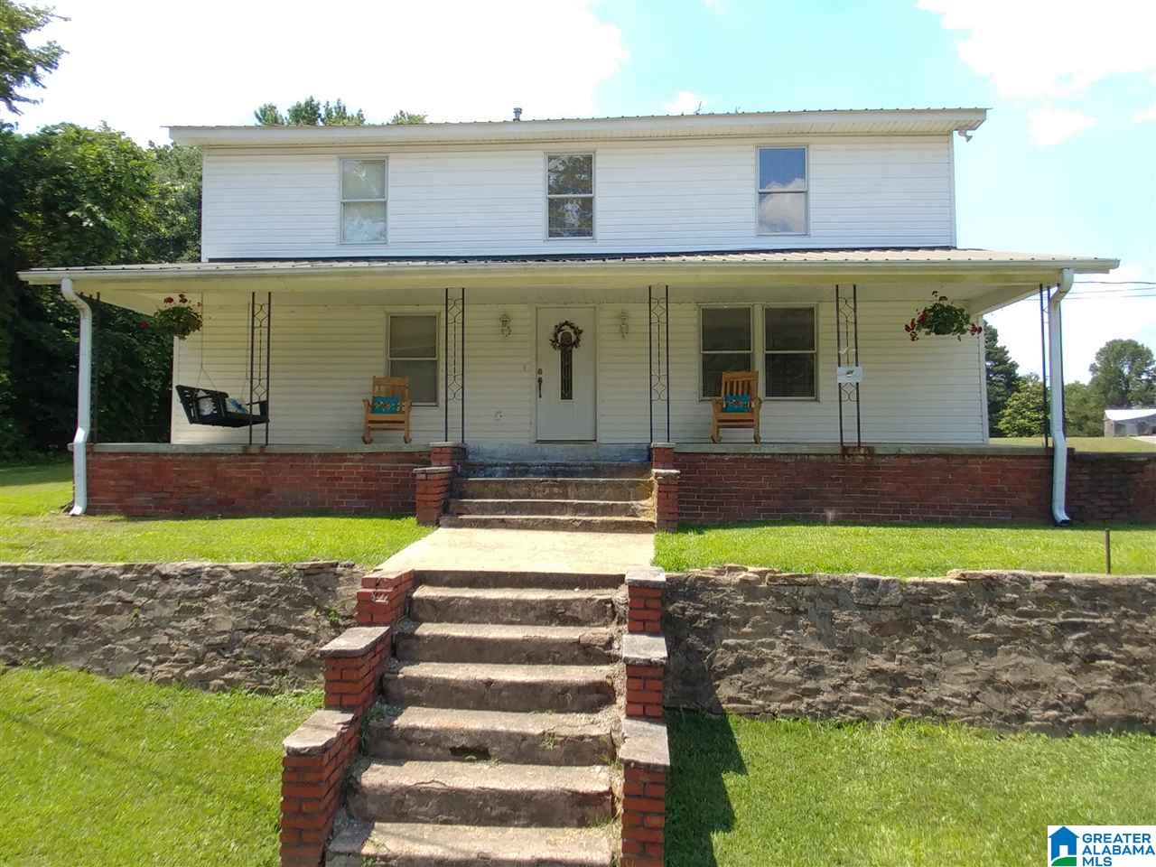 969 Oak Crest Road Birmingham, AL 35224 - Photo 1 of 17