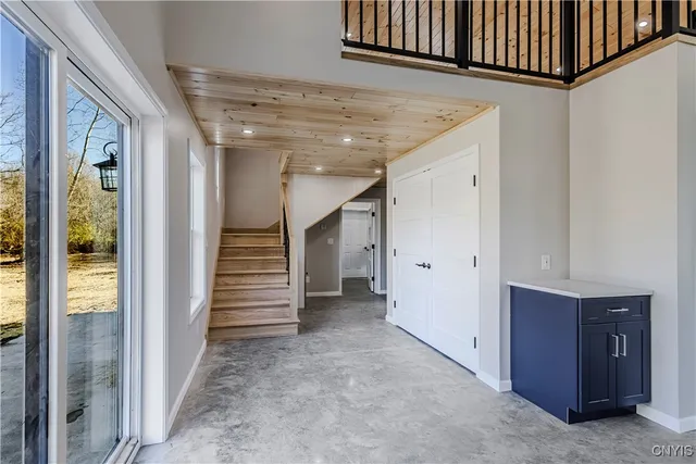 $2,500 | 118a Kirkland Avenue, Kirkland, NY 13323