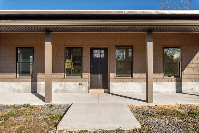 $2,500 | 118a Kirkland Avenue, Kirkland, NY 13323