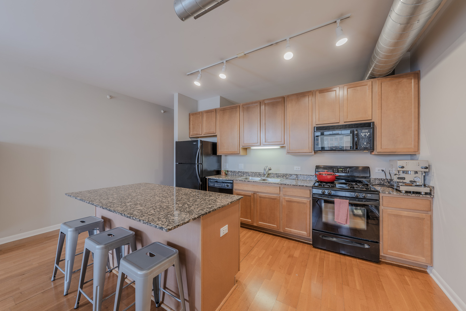 1200 West Monroe Street, Unit 519 Chicago, IL 60607 - Photo 8 of 18