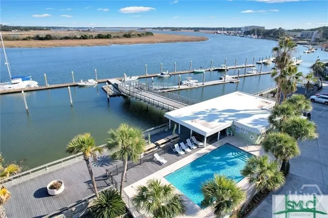 $4,700 | 2902 River Drive, Unit D301, Savannah, GA 31404