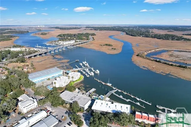 $4,700 | 2902 River Drive, Unit D301, Savannah, GA 31404