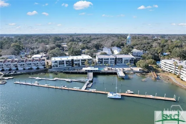 $4,700 | 2902 River Drive, Unit D301, Savannah, GA 31404