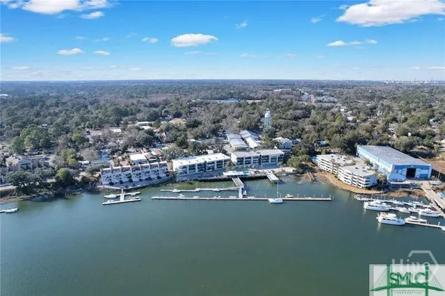 $4,700 | 2902 River Drive, Unit D301, Savannah, GA 31404