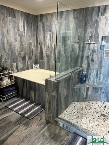 $4,700 | 2902 River Drive, Unit D301, Savannah, GA 31404