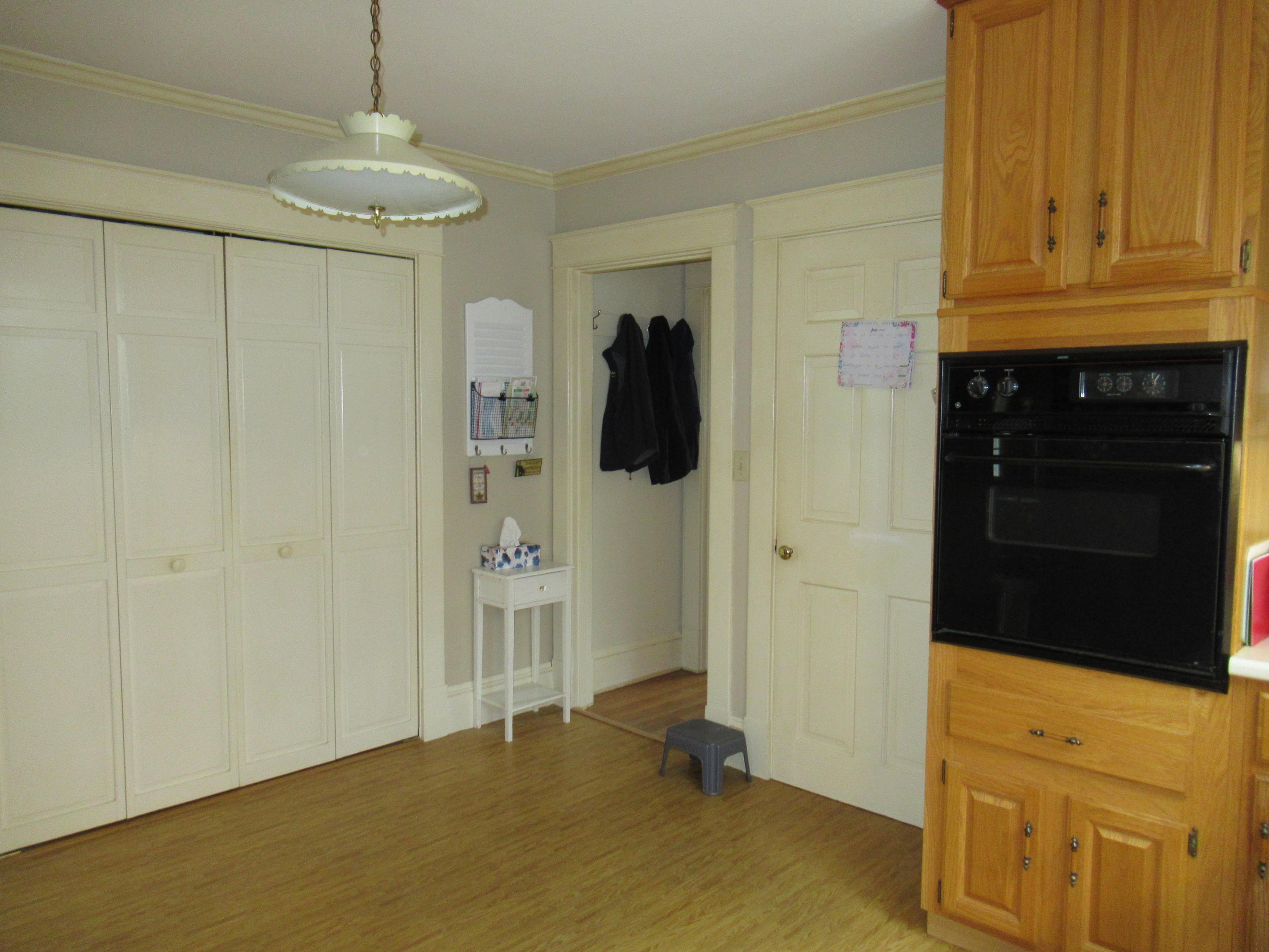 343 Riverside Drive Augusta, ME 04330 - Photo 7 of 39 IMG_3862