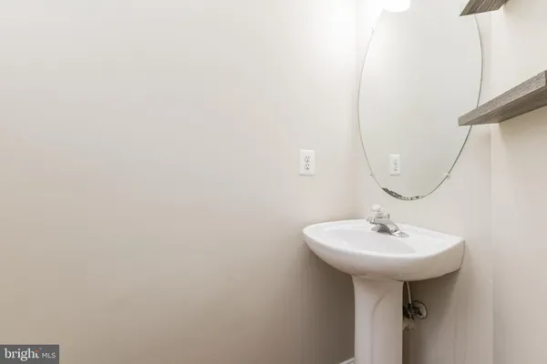 $3,500 | 15835 Meherrin Way, Woodbridge, VA 22191