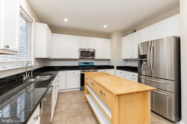 $3,500 | 15835 Meherrin Way, Woodbridge, VA 22191