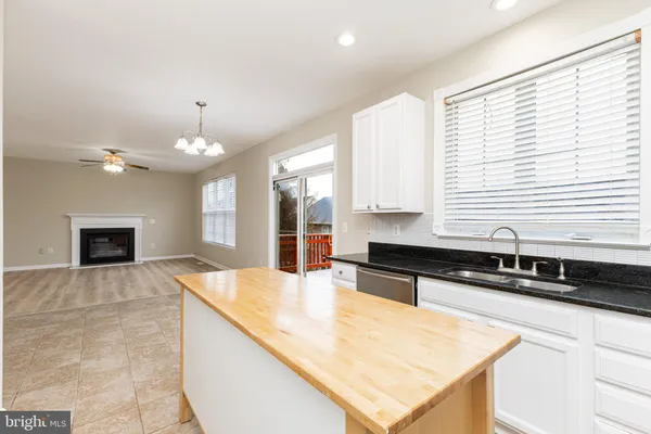 $3,500 | 15835 Meherrin Way, Woodbridge, VA 22191