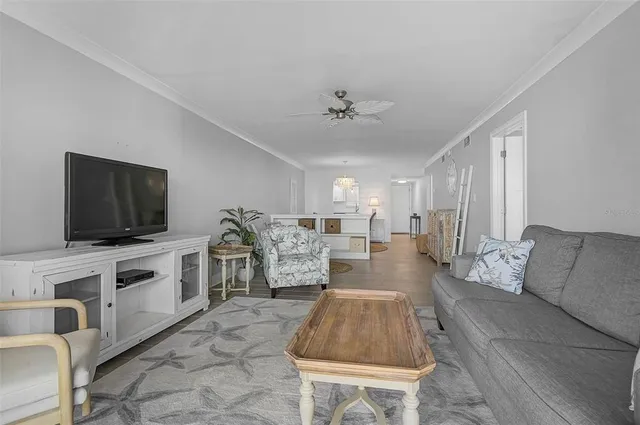 $168,900 | 3585 Lake Bayshore Drive, Unit J301, Bradenton, FL 34205