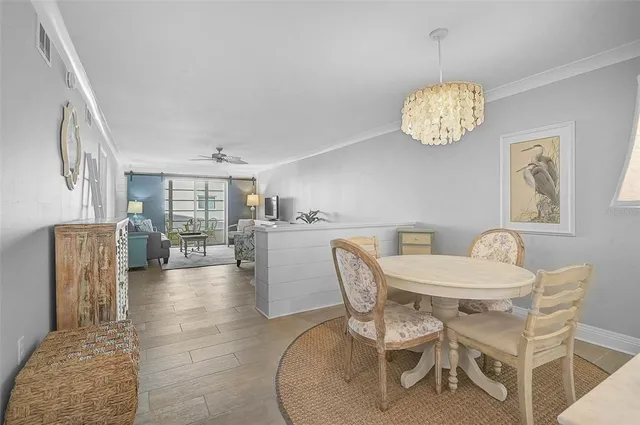 $168,900 | 3585 Lake Bayshore Drive, Unit J301, Bradenton, FL 34205