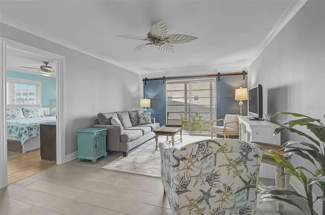 $168,900 | 3585 Lake Bayshore Drive, Unit J301, Bradenton, FL 34205