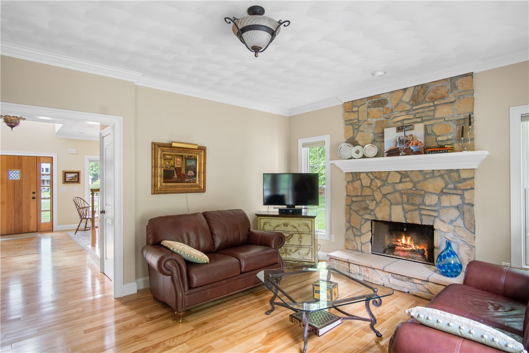 50 Shannon Road Exeter, RI 02822 - Photo 10 of 44