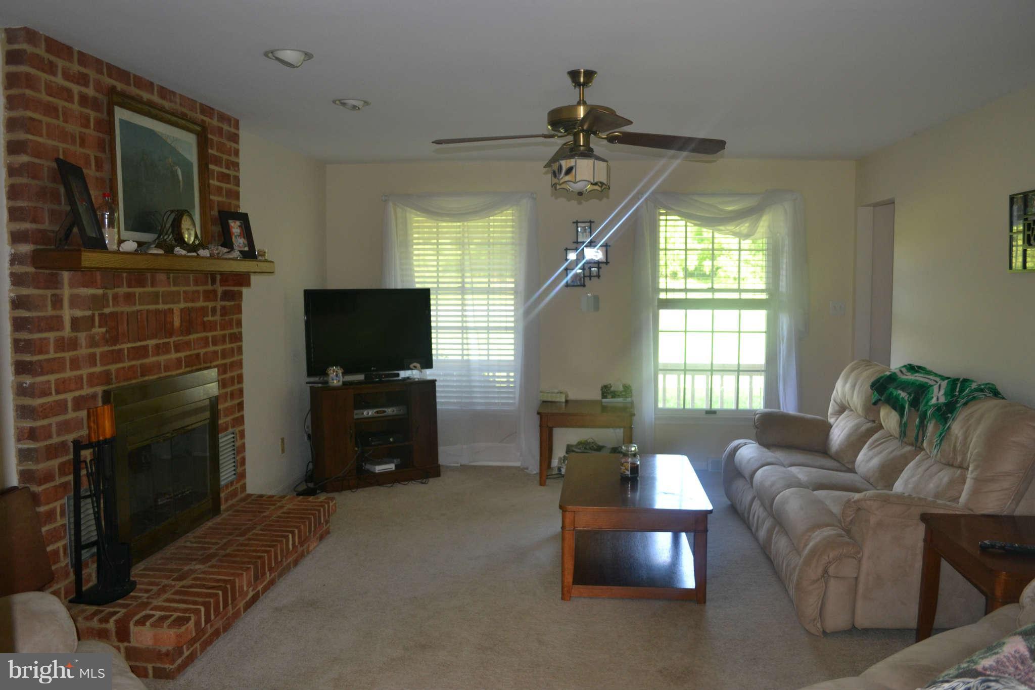 4230 Federal Hill Road Street, MD 21154 - Photo 9 of 13 Living Room