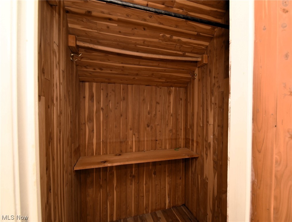 2443 Dysart Road Cleveland, OH 44118 - Photo 20 of 25 Cedar Closet